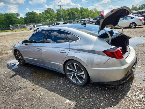 2021 HYUNDAI SONATA