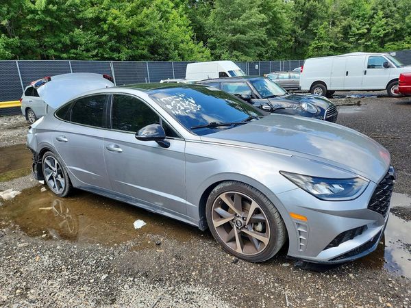 2021 HYUNDAI SONATA