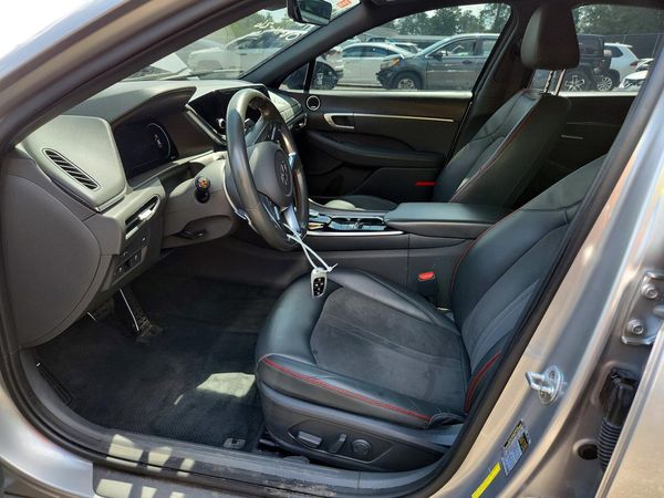 2021 HYUNDAI SONATA