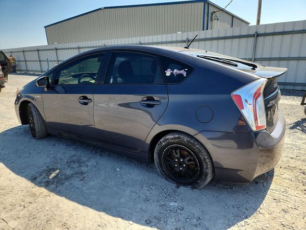 2015 TOYOTA PRIUS