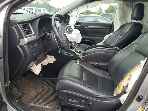 2016 TOYOTA HIGHLANDER Base/Hybrid