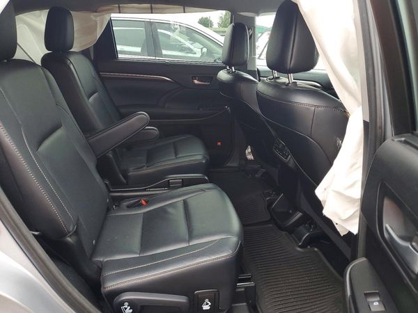 2016 TOYOTA HIGHLANDER Base/Hybrid
