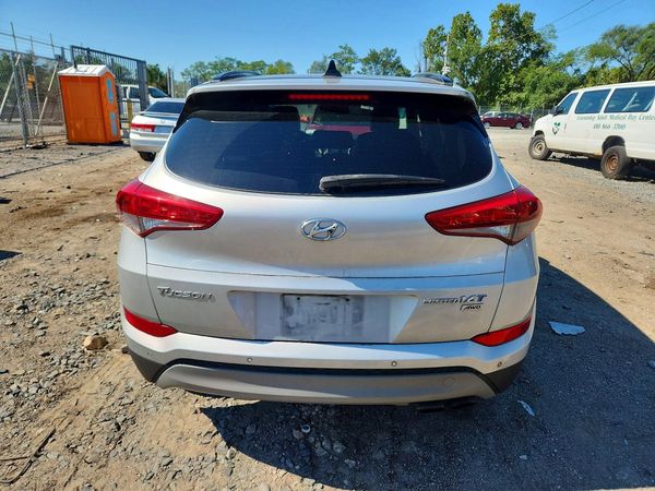 2018 HYUNDAI TUCSON