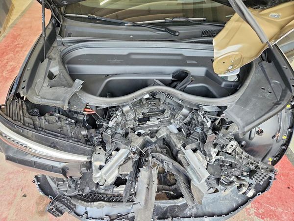 2025 AUDI ALL OTHER — Engine bay