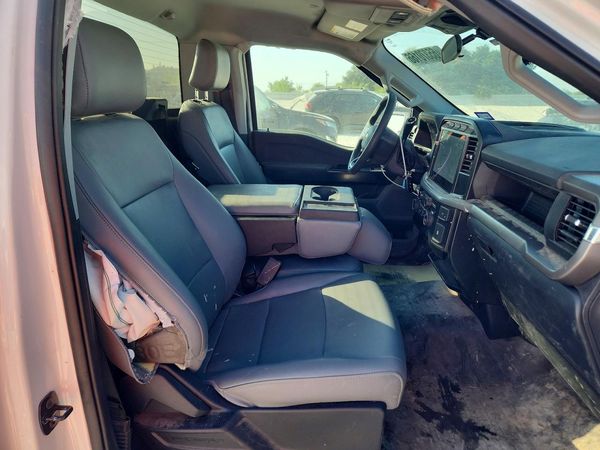 2024 FORD F150