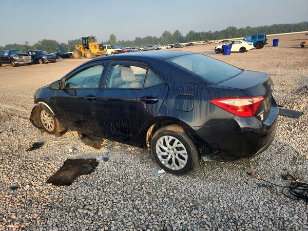 2017 TOYOTA COROLLA