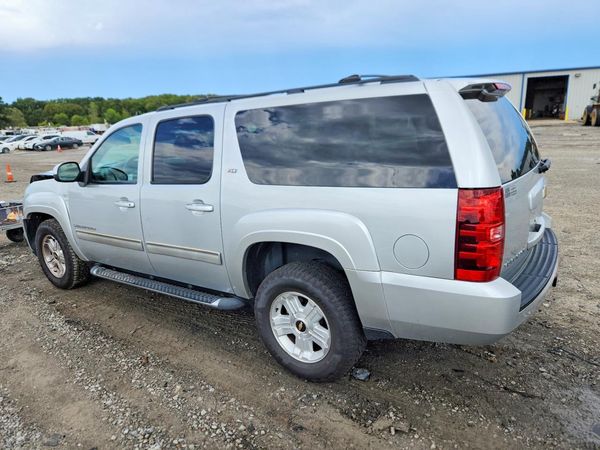 2013 CHEVROLET SUBURBAN LT