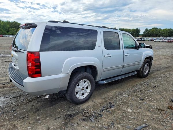 2013 CHEVROLET SUBURBAN LT