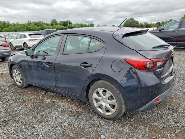 2016 MAZDA 3 SV/Base