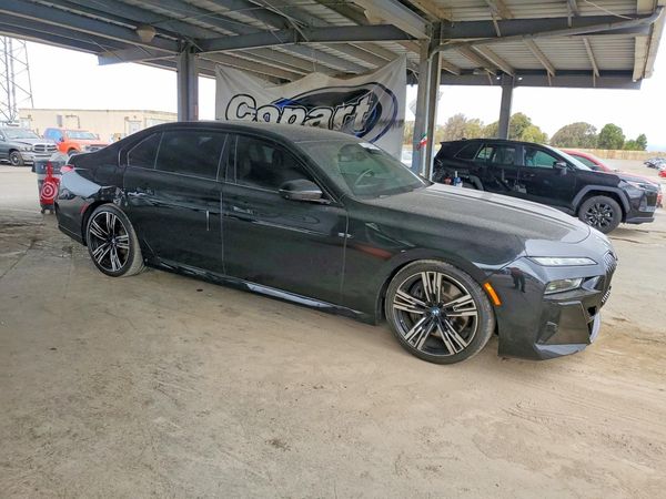 2024 BMW 760 xDrive