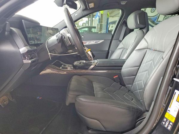 2024 BMW 760 xDrive