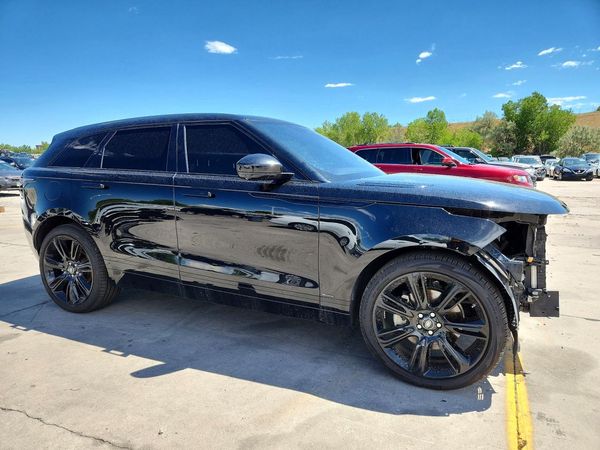 2021 LAND ROVER RANGE ROVER VELAR R-Dynamic S