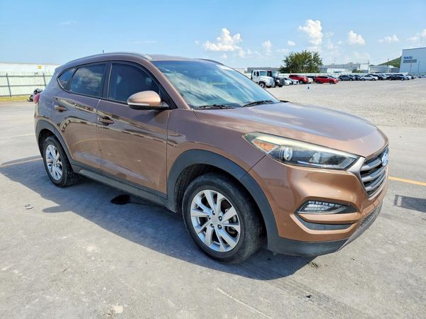 2016 HYUNDAI TUCSON