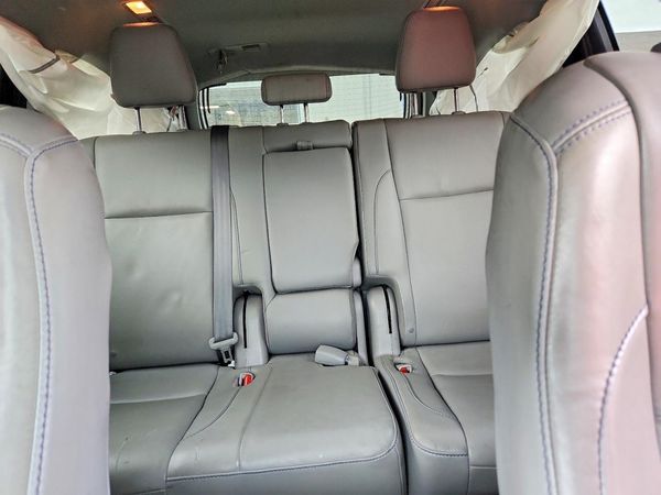 2016 TOYOTA HIGHLANDER Base/Hybrid — SUVN