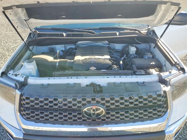 2021 TOYOTA TUNDRA SR5 grade