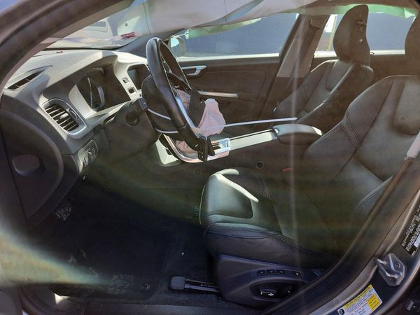 2016 VOLVO S60 SV35 Platinum