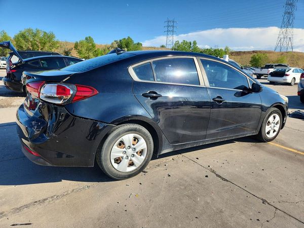 2018 KIA FORTE LX Base