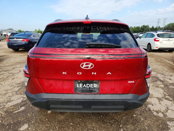 2024 HYUNDAI KONA SE