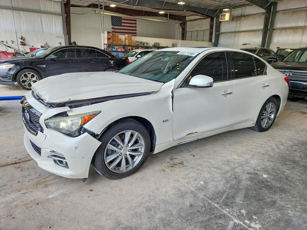 2016 INFINITI Q50