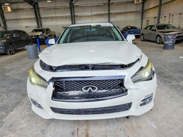 2016 INFINITI Q50