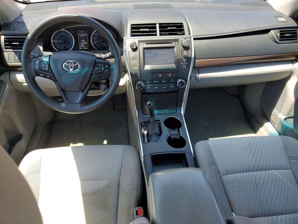 2017 TOYOTA CAMRY