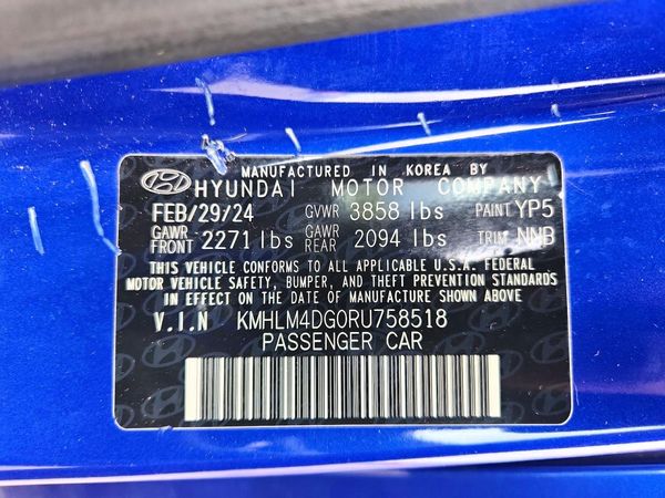 2024 HYUNDAI ELANTRA SEL