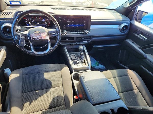 2025 CHEVROLET COLORADO