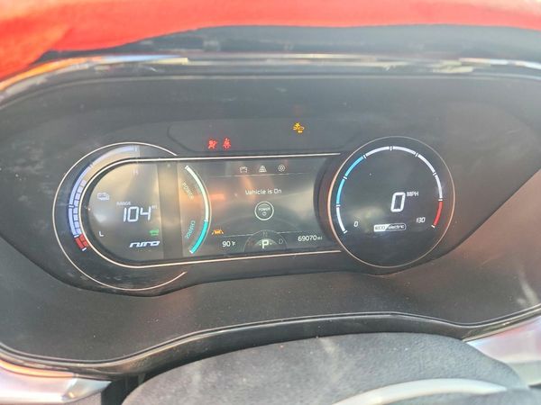 2021 KIA NIRO EX