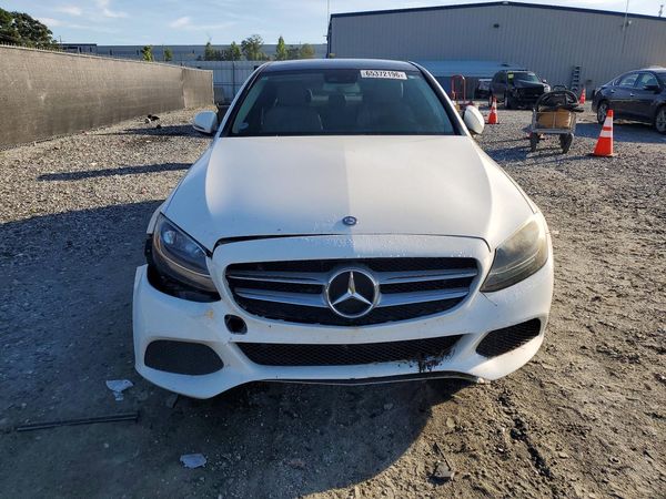 2016 MERCEDES-BENZ C C300