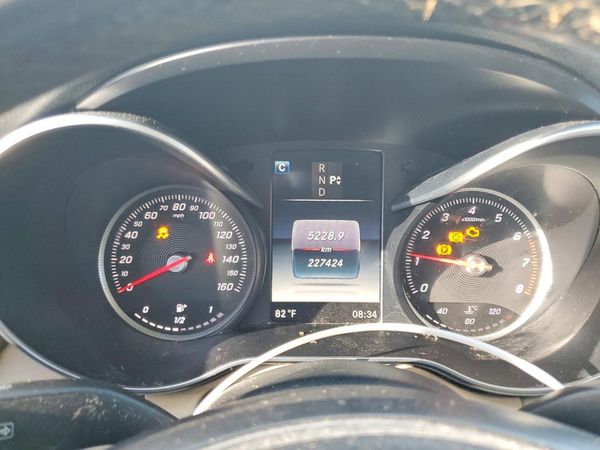 2016 MERCEDES-BENZ C C300
