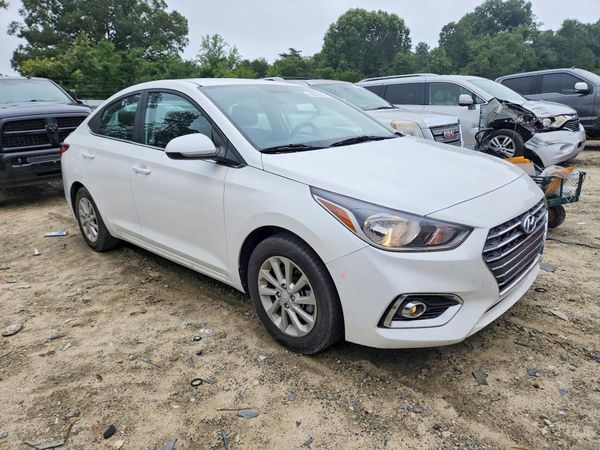 2019 HYUNDAI ACCENT SE and SEL