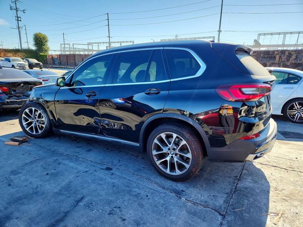 2022 BMW X5