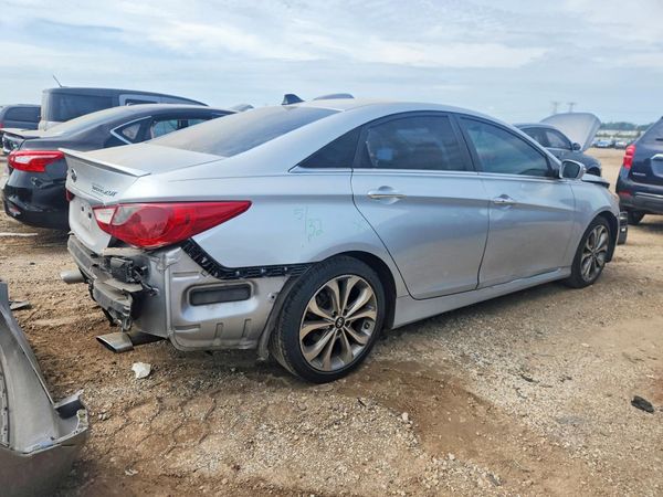 2014 HYUNDAI SONATA