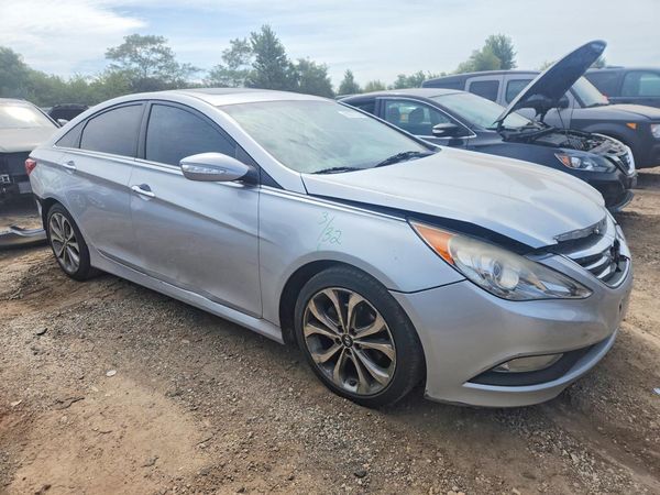 2014 HYUNDAI SONATA
