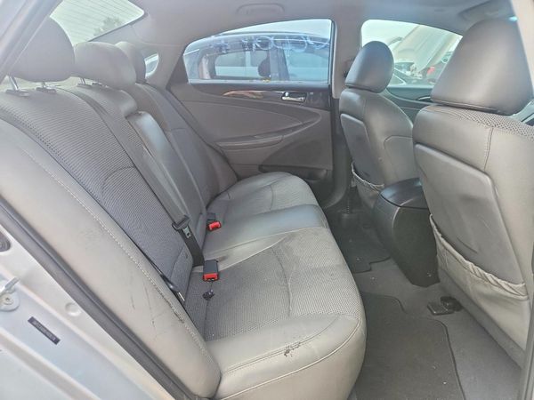 2014 HYUNDAI SONATA