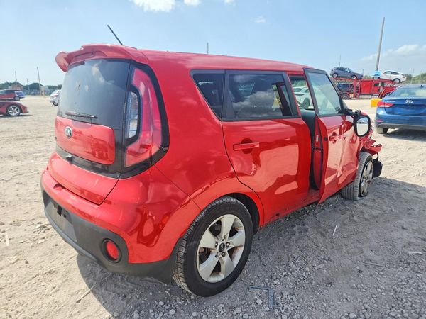 2019 KIA SOUL Base