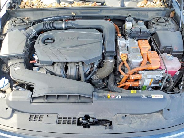 2024 HYUNDAI SONATA SEL — Engine bay