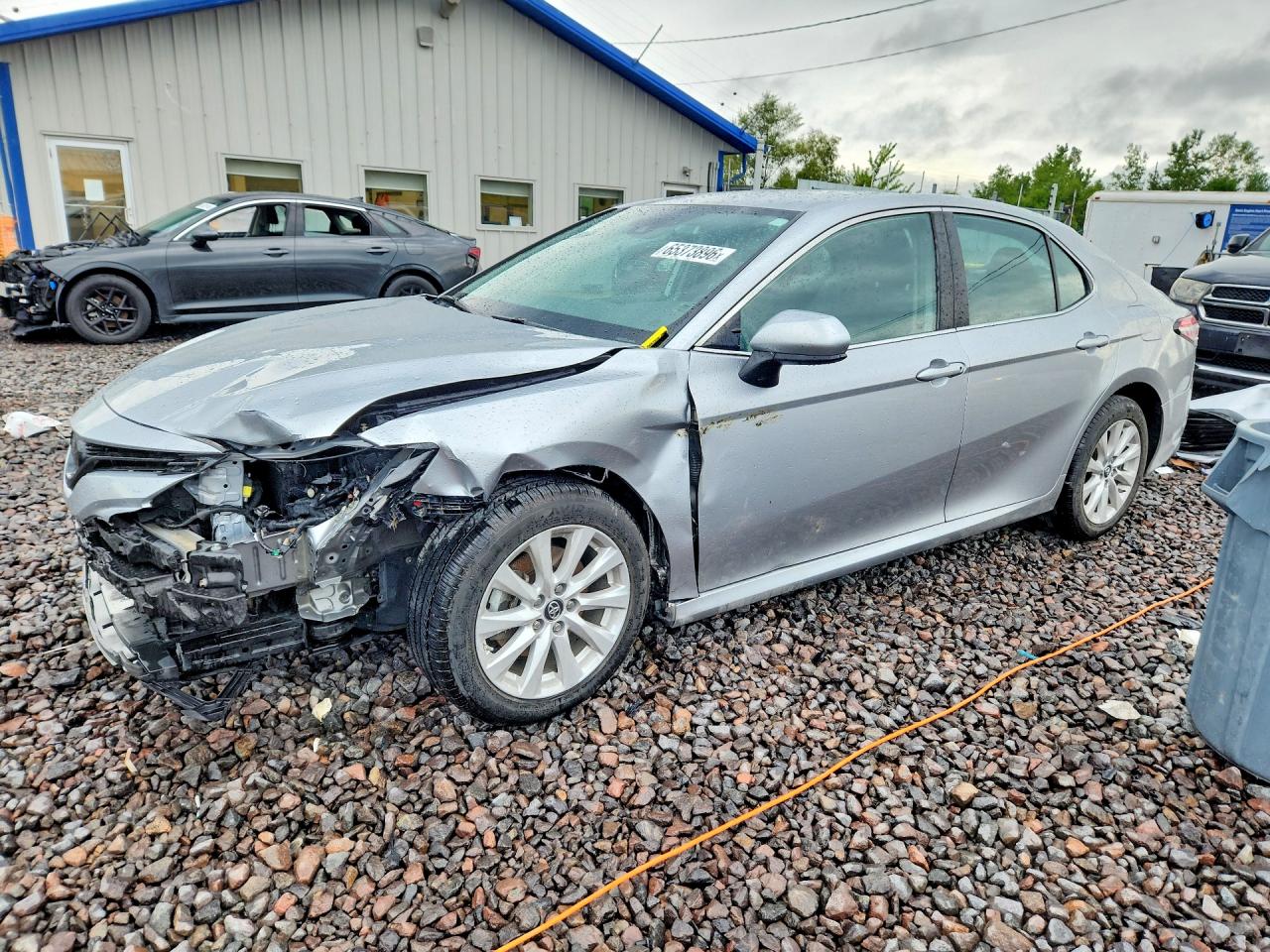 2019 TOYOTA CAMRY L/LE/SE/XLE — Front 3/4