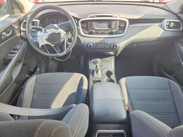 2017 KIA SORENTO