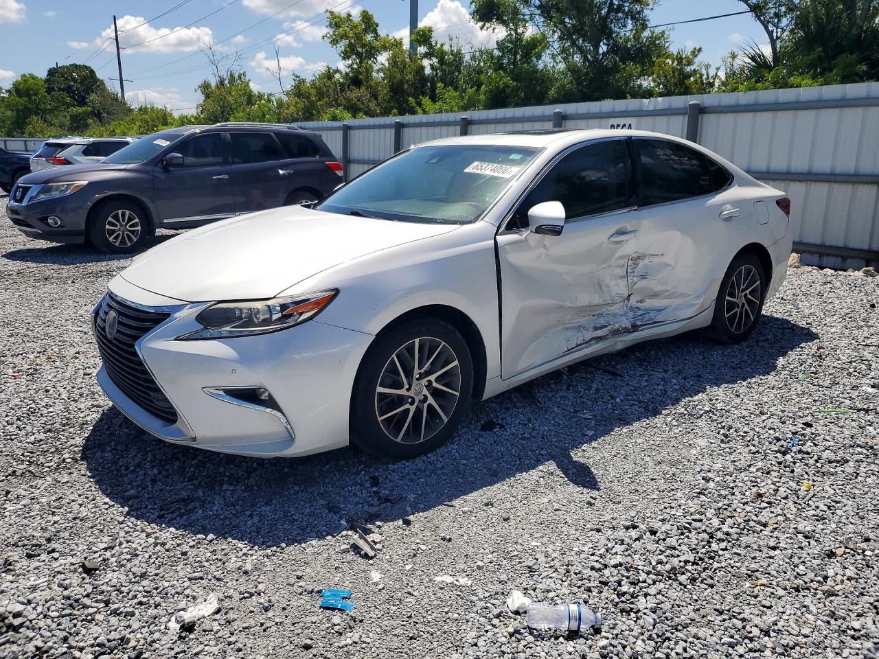 2017 LEXUS ES