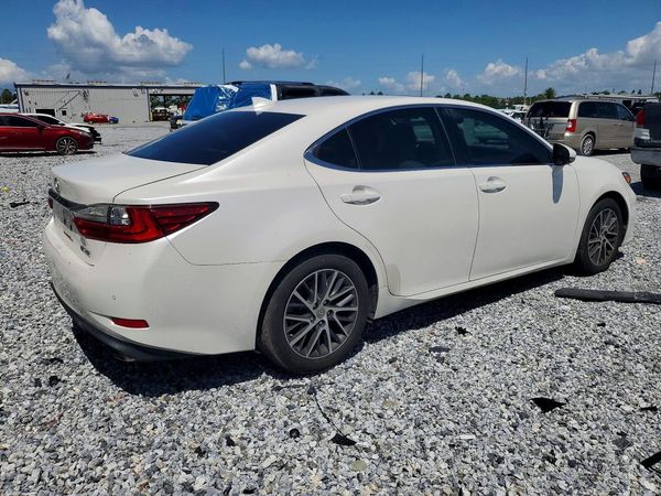 2017 LEXUS ES