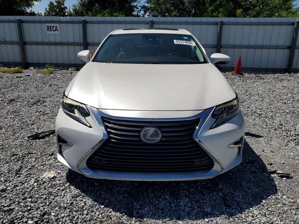2017 LEXUS ES