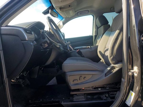 2015 CHEVROLET SUBURBAN LS