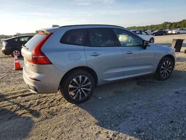 2025 VOLVO XC60 Plus Dark