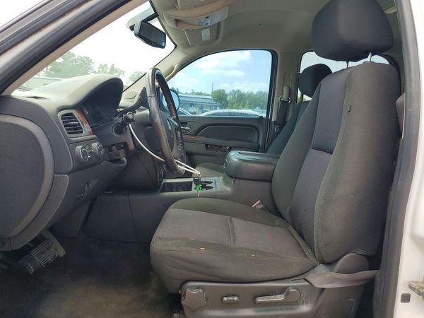 2013 CHEVROLET TAHOE