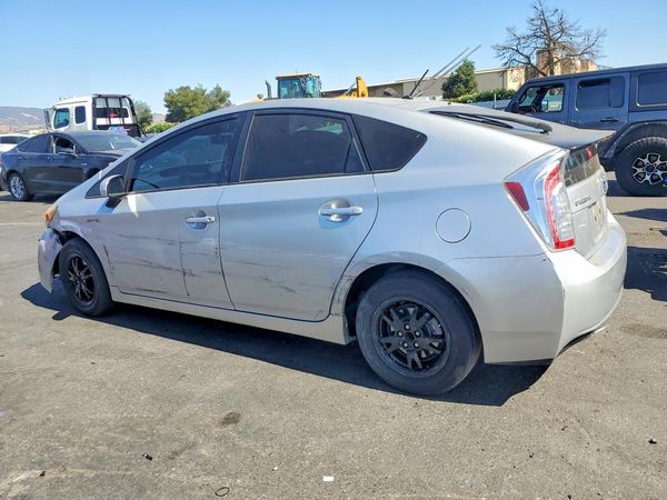 2015 TOYOTA PRIUS