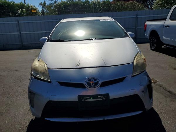 2015 TOYOTA PRIUS