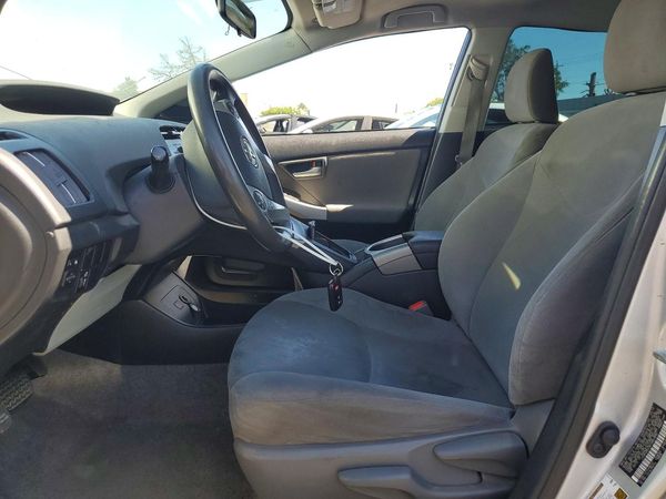 2015 TOYOTA PRIUS