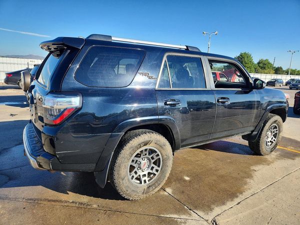 2017 TOYOTA 4RUNNER