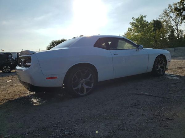 2015 DODGE CHALLENGER SXT